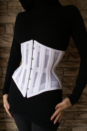 Corset Underbust Paineis Verticais: Tela com Renda 